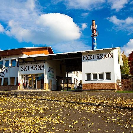 Hotel Sklarna Гаррахов Экстерьер фото