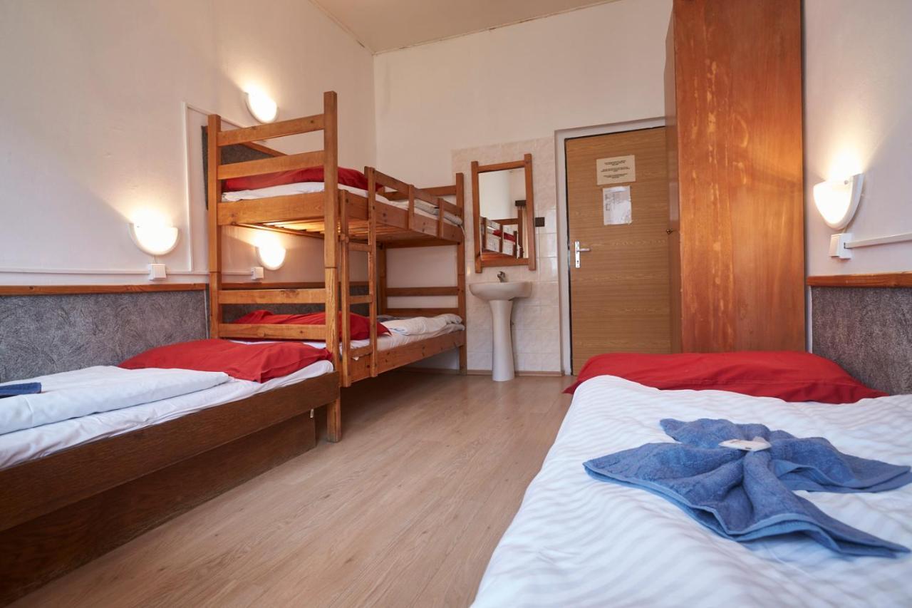 Hotel Sklarna Гаррахов Экстерьер фото