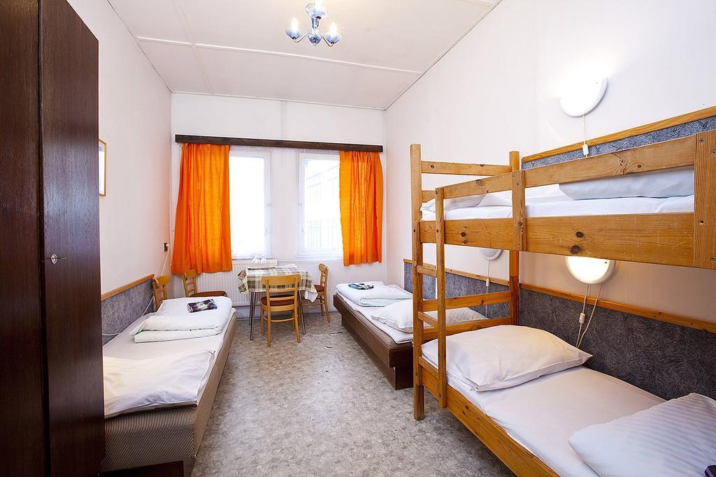 Hotel Sklarna Гаррахов Номер фото